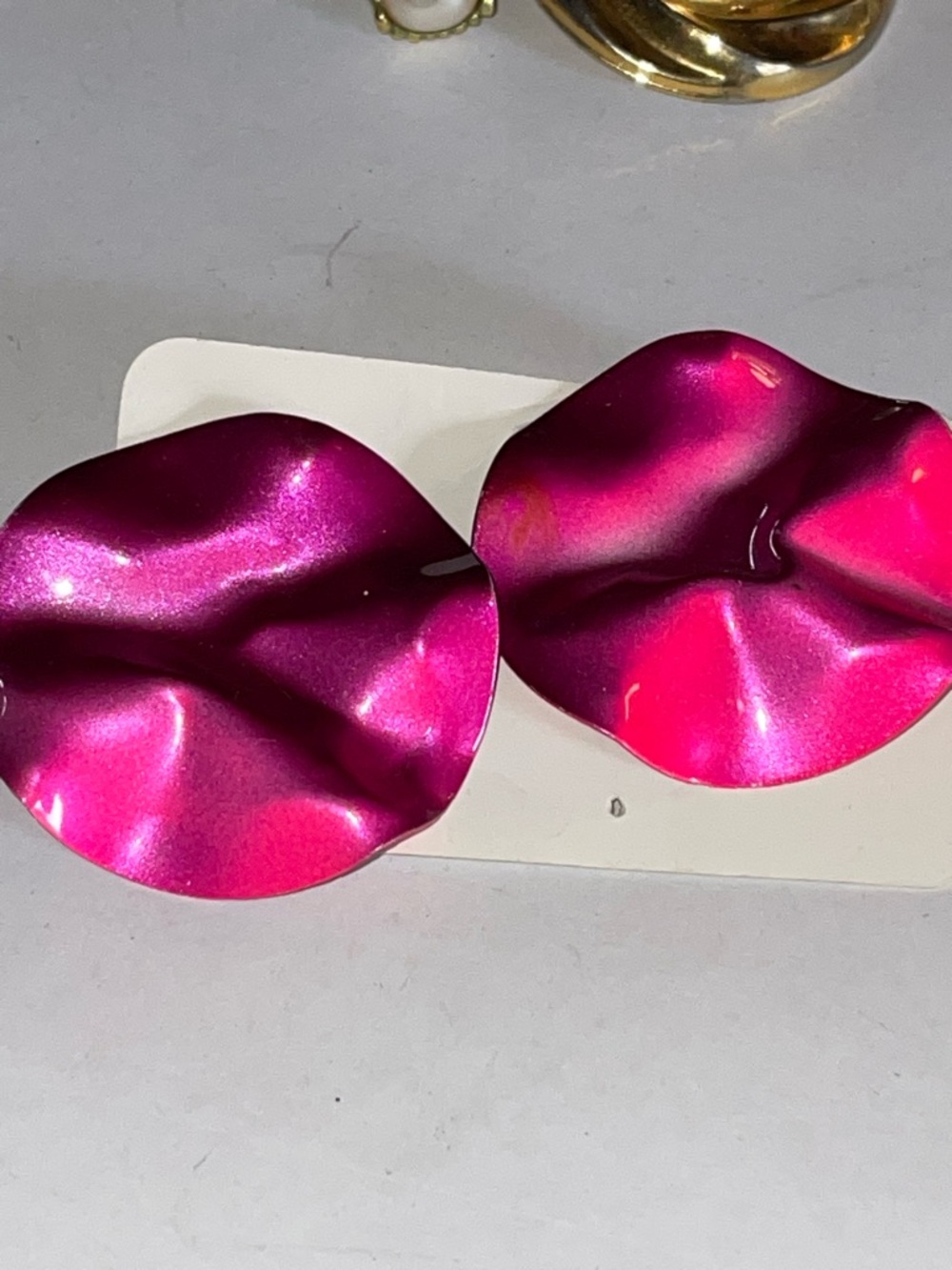 3/$10 Fashion Jewelry Bold Metallic Petal Statement Earrings in Hot Pink